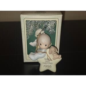 Precious Moments Babys First Christmas 1995 Ornament Enesco 142727